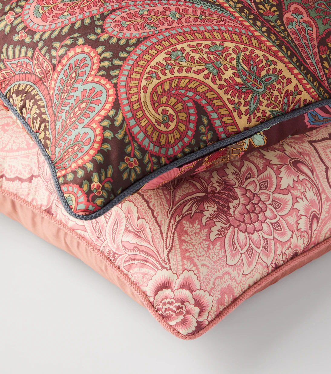 Paisley cotton cushion - Image 2