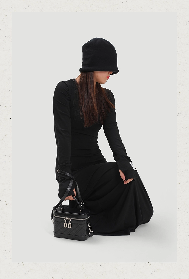 Black Genuine Leather Mini Box Bucket Bag – High-End Everyday Crossbody - Image 5