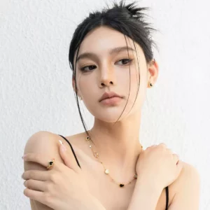 Double-Sided Heart Bracelet in S925 Sterling Silver, 18K Gold Plated with Black Onyx & Pearl