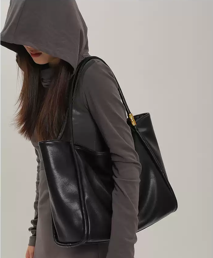 Genuine Leather Black Tote Bag – Soft Cowhide, Large-Capacity, Convertible Straps - Image 2