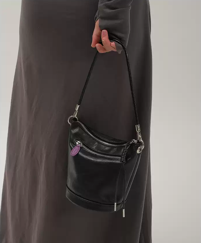 Genuine Leather Mini Bucket Bag with Chain Strap – Shoulder & Crossbody Bag - Image 4