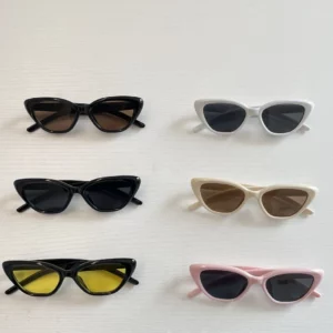 Retro Cat-Eye Sunglasses for Kids - Vintage Fashion Eyewear for Everyday Style