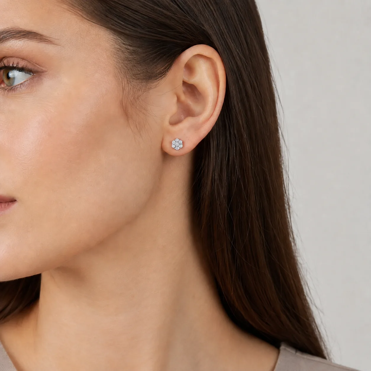 Moissanite Flower Screw-Back Stud Earrings - Image 4