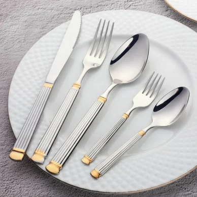 Luxury Ribbed Stainless Steel 5-Piece Cutlery Set